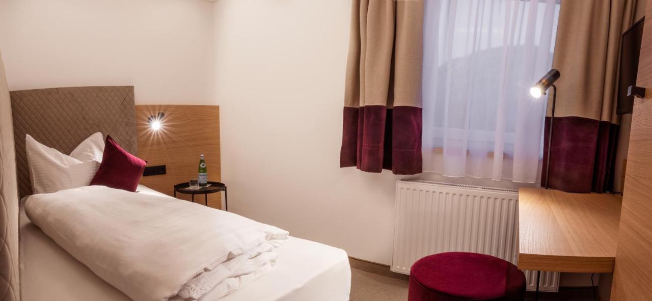 Hotel Hennersberg Wörgl Extérieur photo